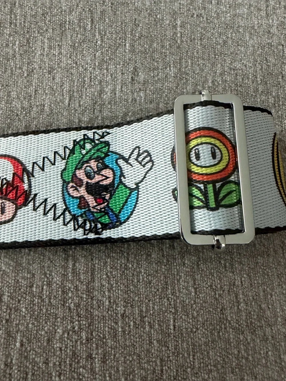 Nintendo Super Mario Seatbelt Belt Bioworld Crosscheck Flightbelt OS
